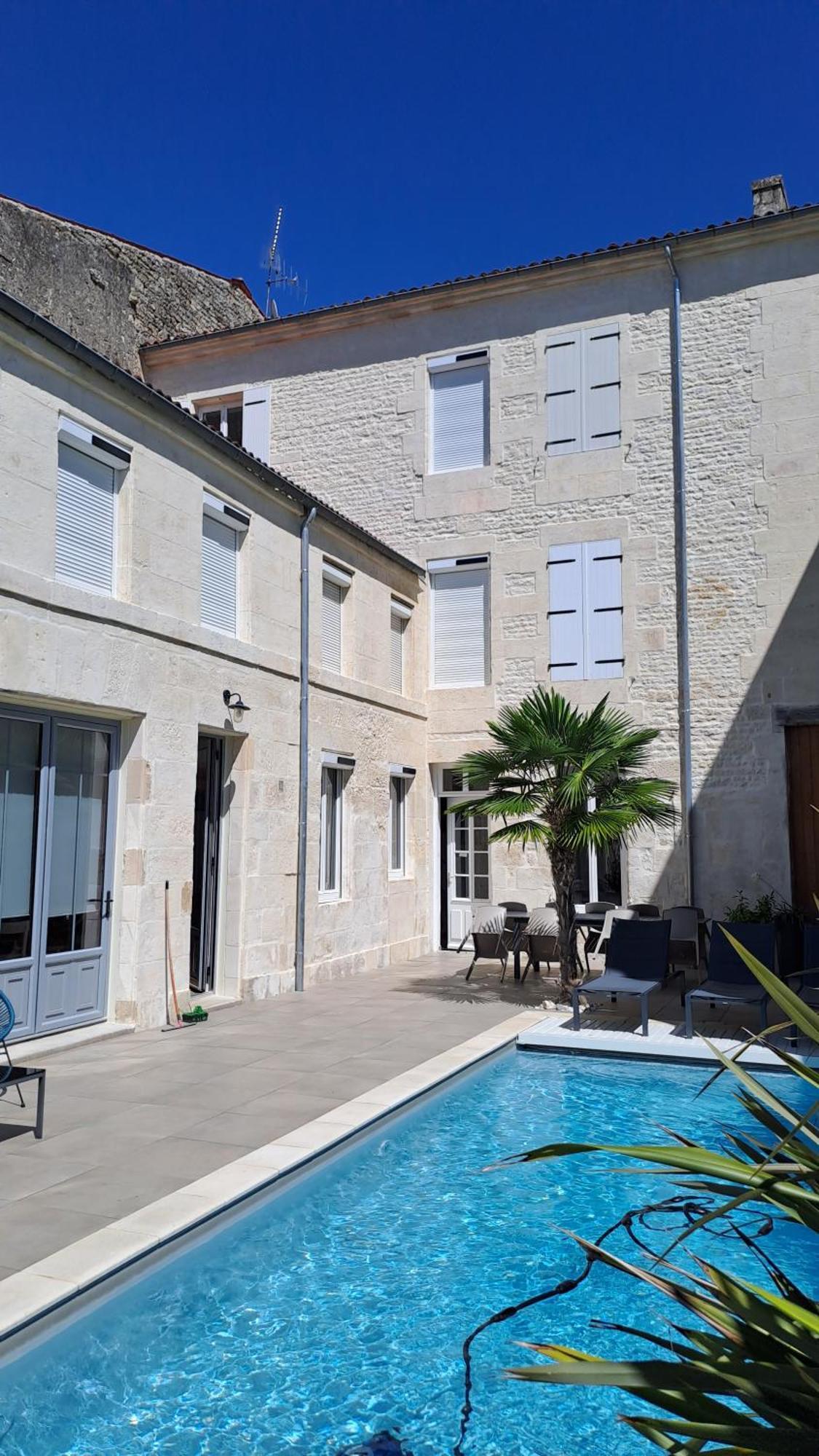L'Angely - Chambres D'Hotes Niort Zewnętrze zdjęcie