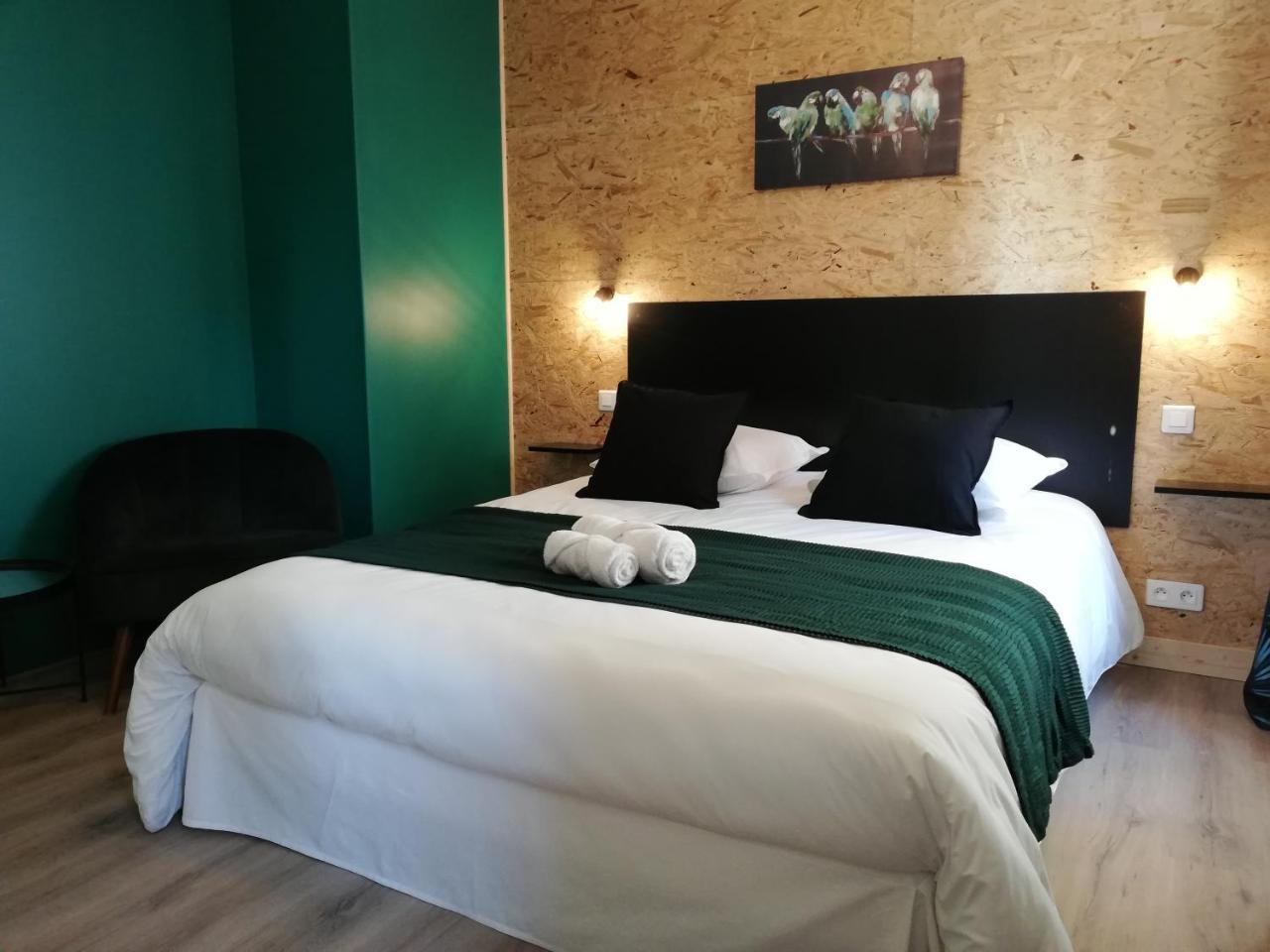 L'Angely - Chambres D'Hotes Niort Zewnętrze zdjęcie